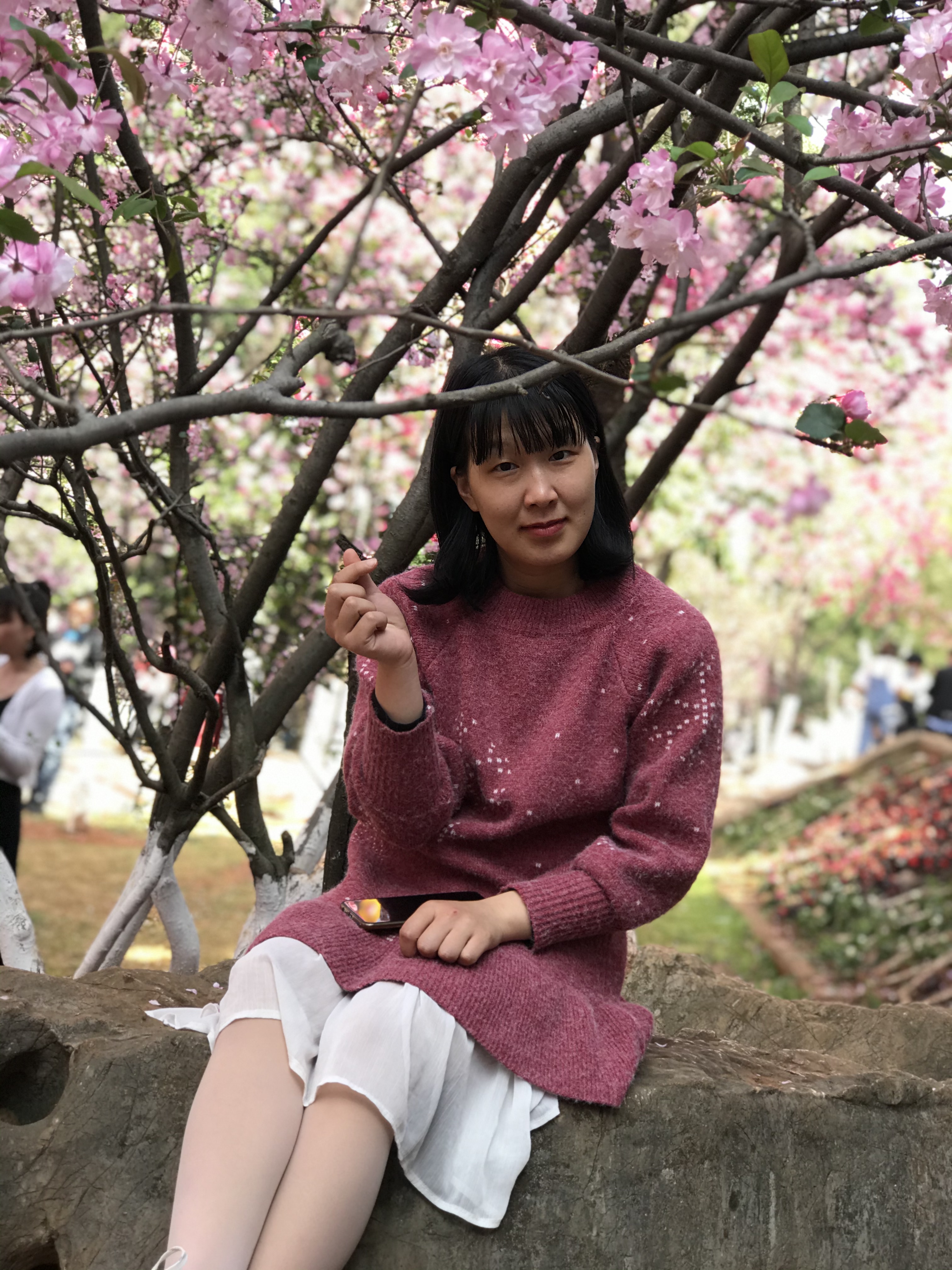 高静.jpg 高静.jpg